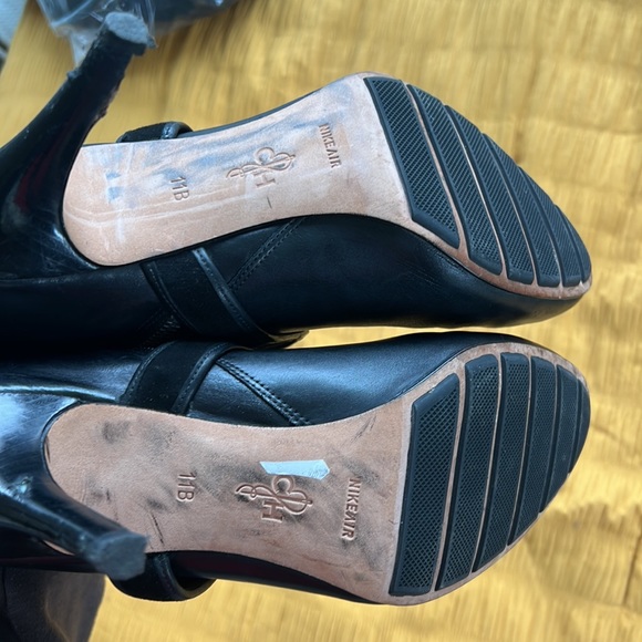 🛍️Cole Haan Nike air footbed black leather/suede strappy heel booties boots 11 - Picture 8 of 8
